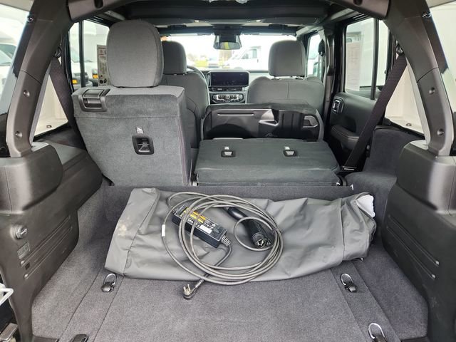 Used 2025 Jeep Wrangler Sahara 4xe w/ Safety Group image 33