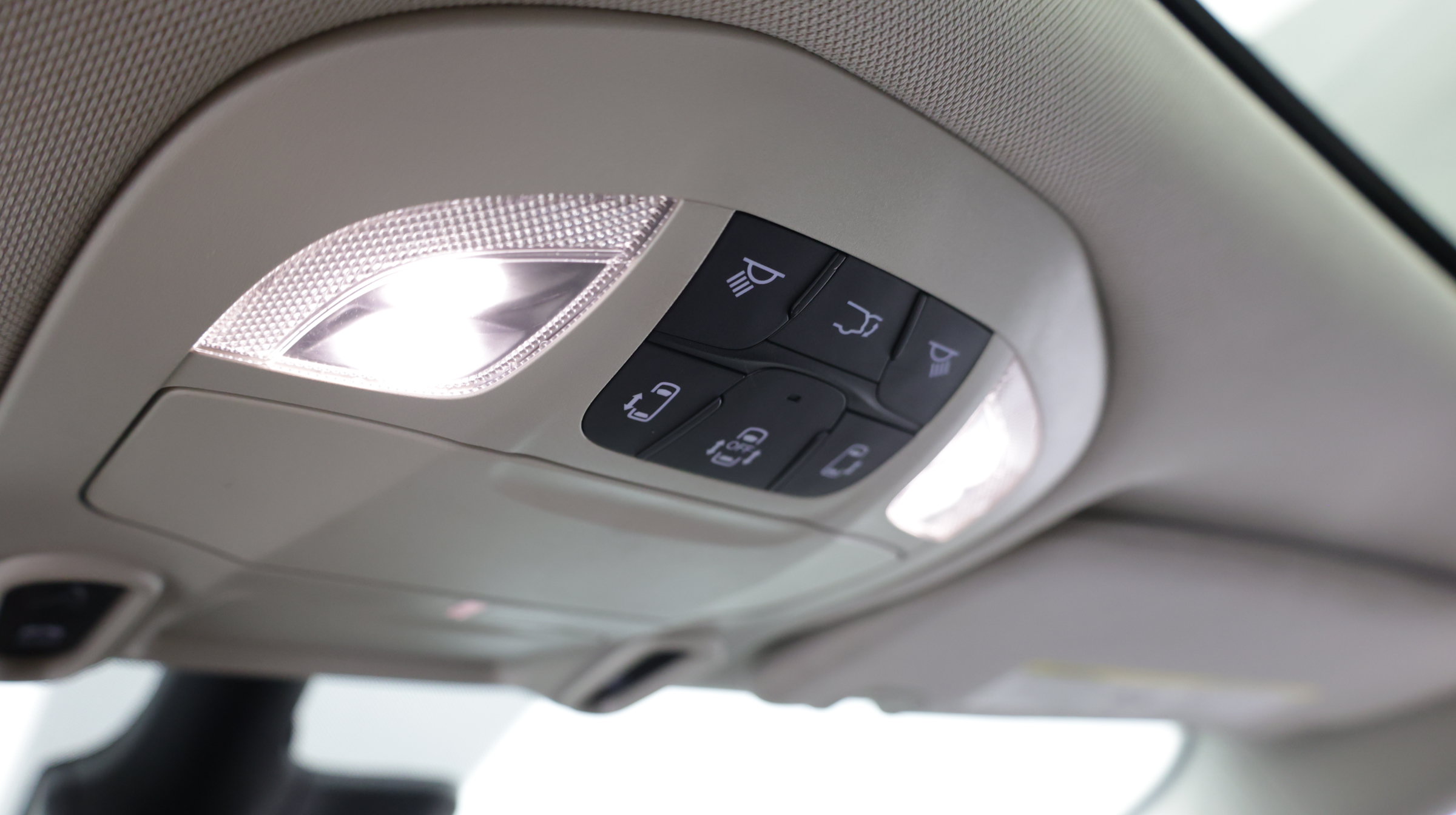 Used 2023 Chrysler Pacifica Limited FWD image 28
