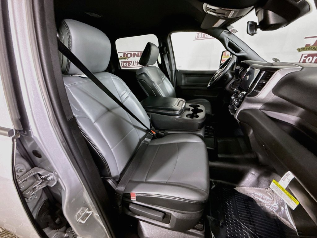 Used 2026 RAM 2500 Tradesman AWD/4WD image 31