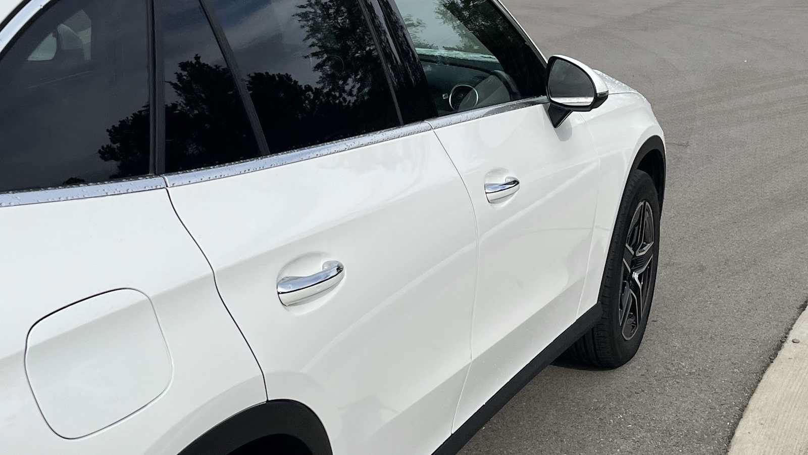 Used 2026 Mercedes-Benz GLC 300 4MATIC image 21