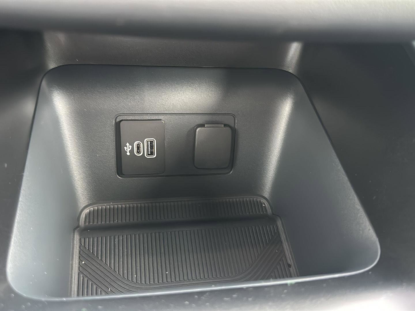 New 2026 Ford Explorer ST-Line image 19