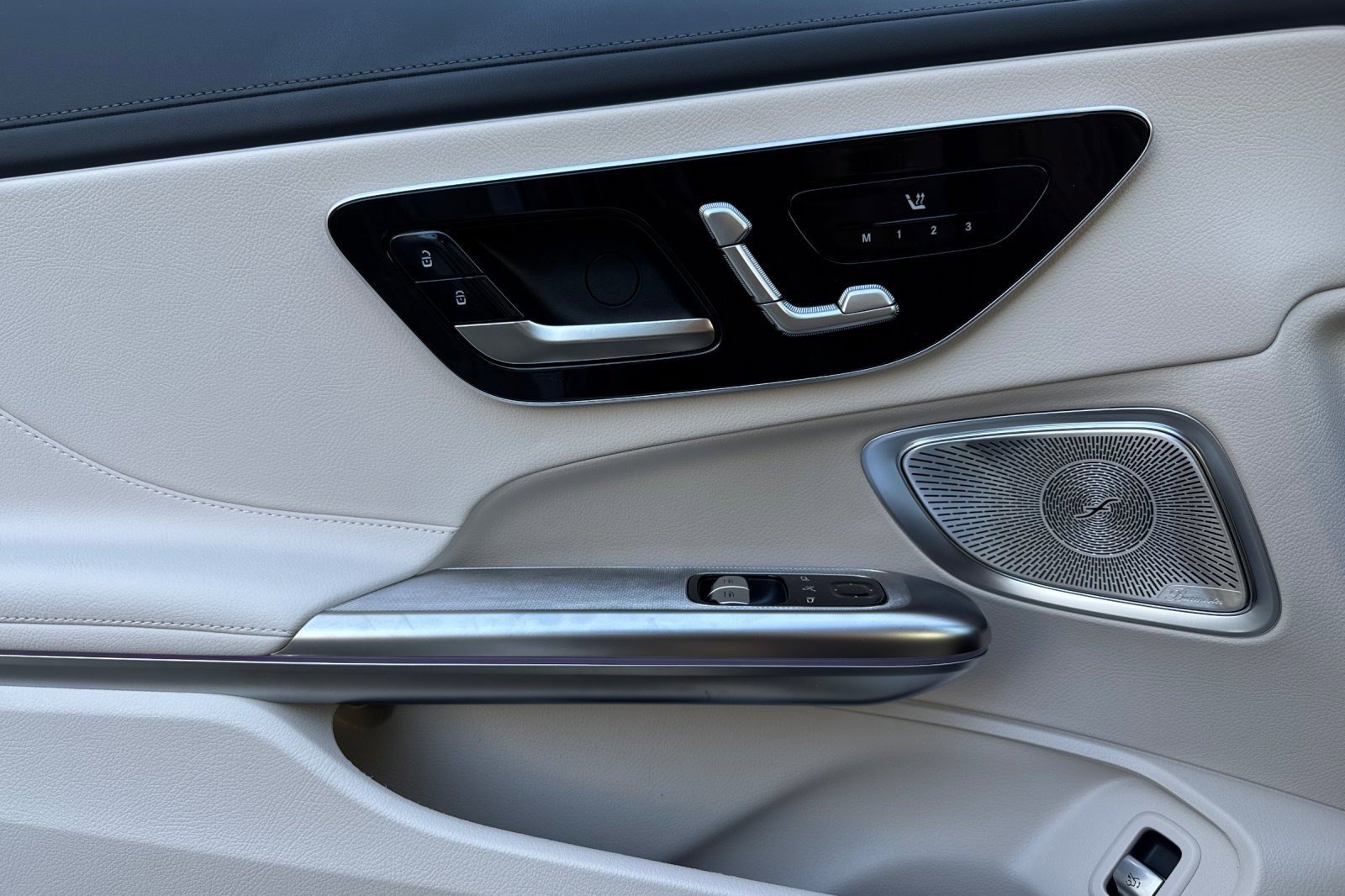 New 2026 Mercedes-Benz CLE 300 4MATIC Coupe image 13