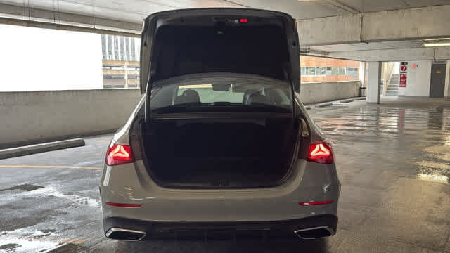 Used 2026 Mercedes-Benz E 450 4MATIC Sedan image 8