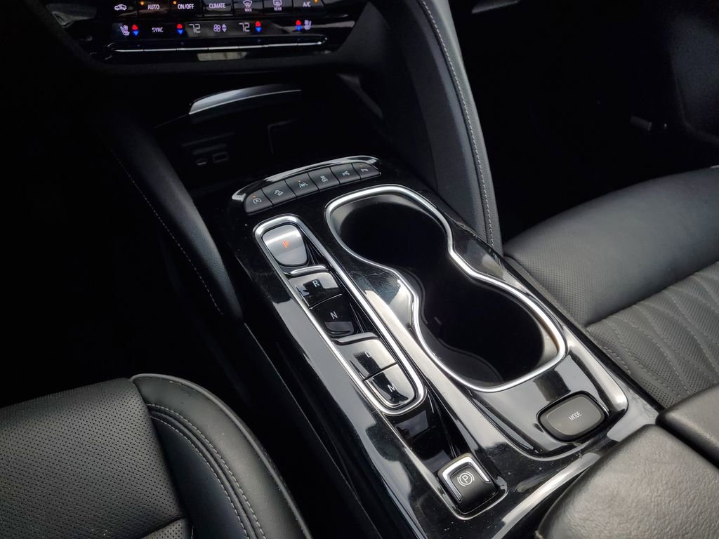 Used 2021 Buick Envision Avenir w/ Technology Package II image 21