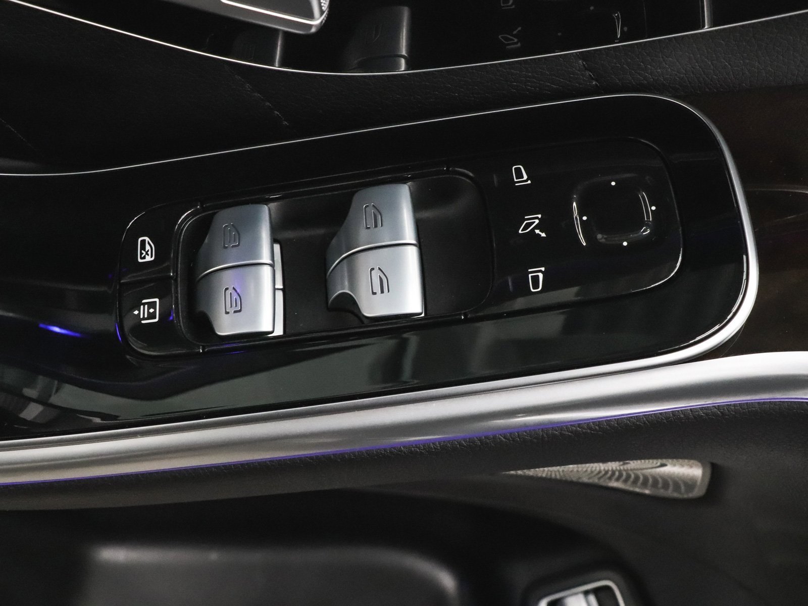 Used 2025 Mercedes-Benz S 580 4MATIC Sedan image 14