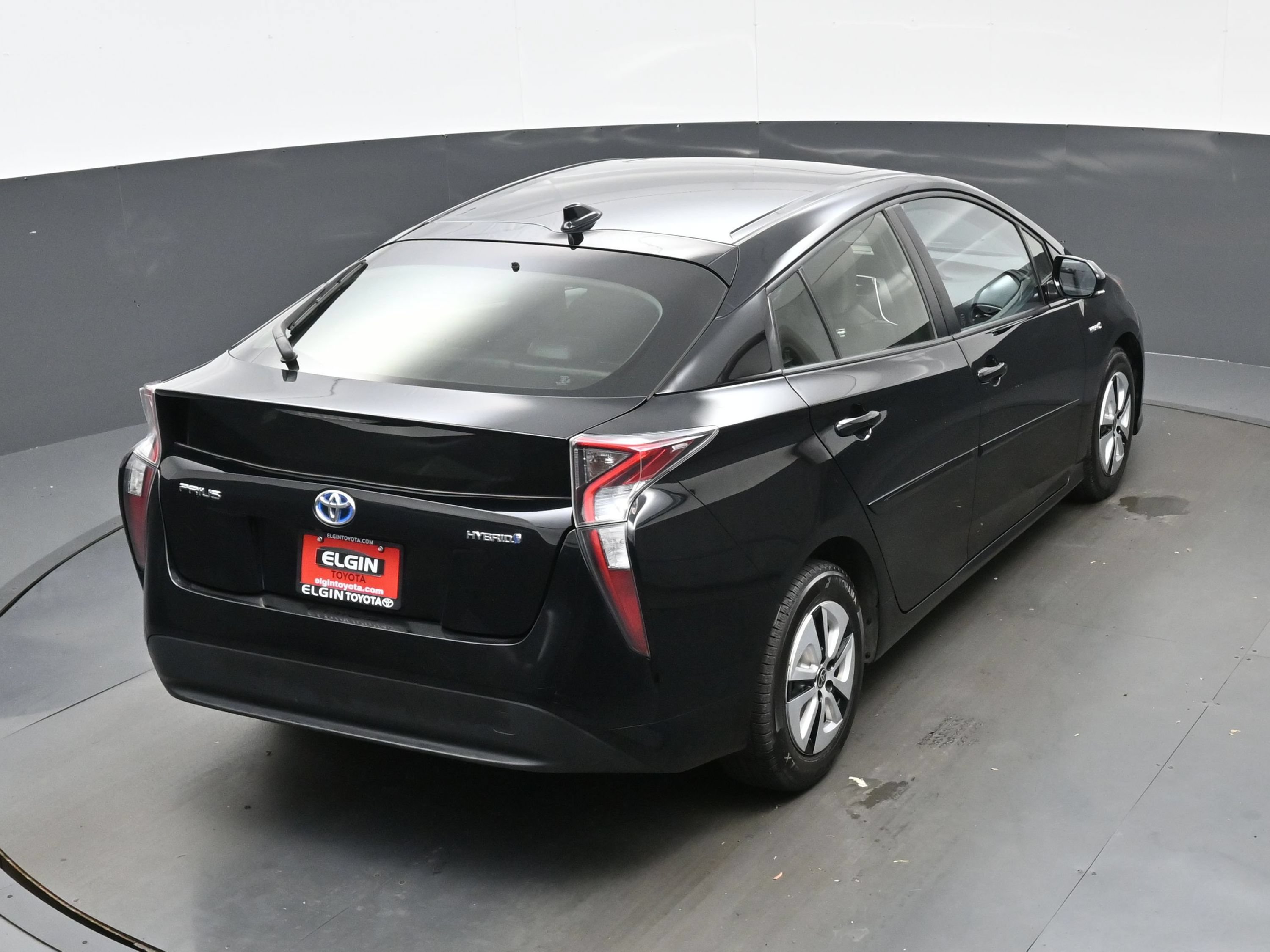 Used 2017 Toyota Prius Four w/ Advanced Technology Package FWD image 43