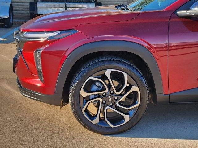 Used 2024 Chevrolet Trax RS w/ Sunroof Package image 16