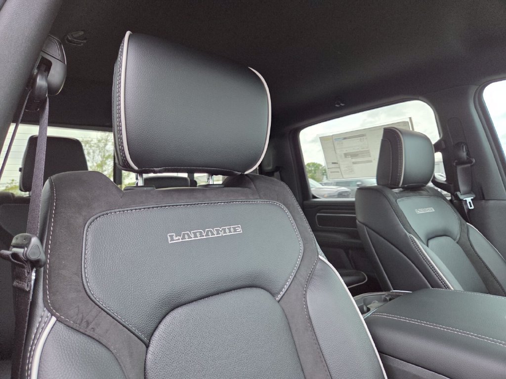 New 2027 RAM 1500 Laramie AWD/4WD image 16