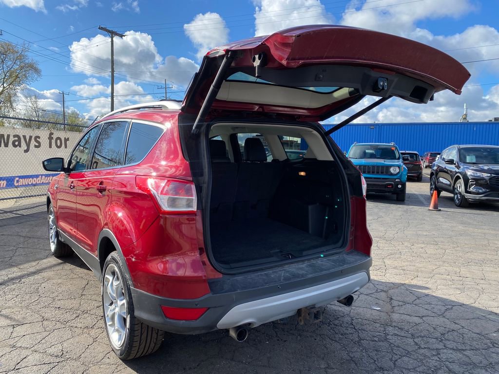 Used 2013 Ford Escape Titanium w/ Class II Trailer Tow Pkg AWD/4WD image 4