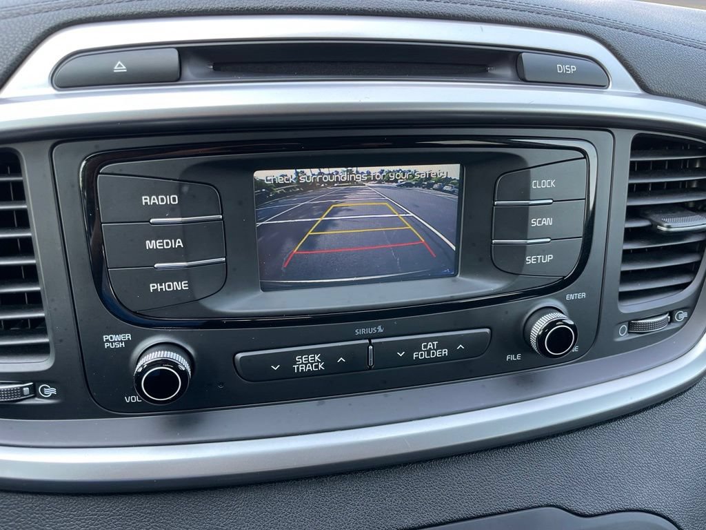 Used 2018 Kia Sorento L FWD image 17