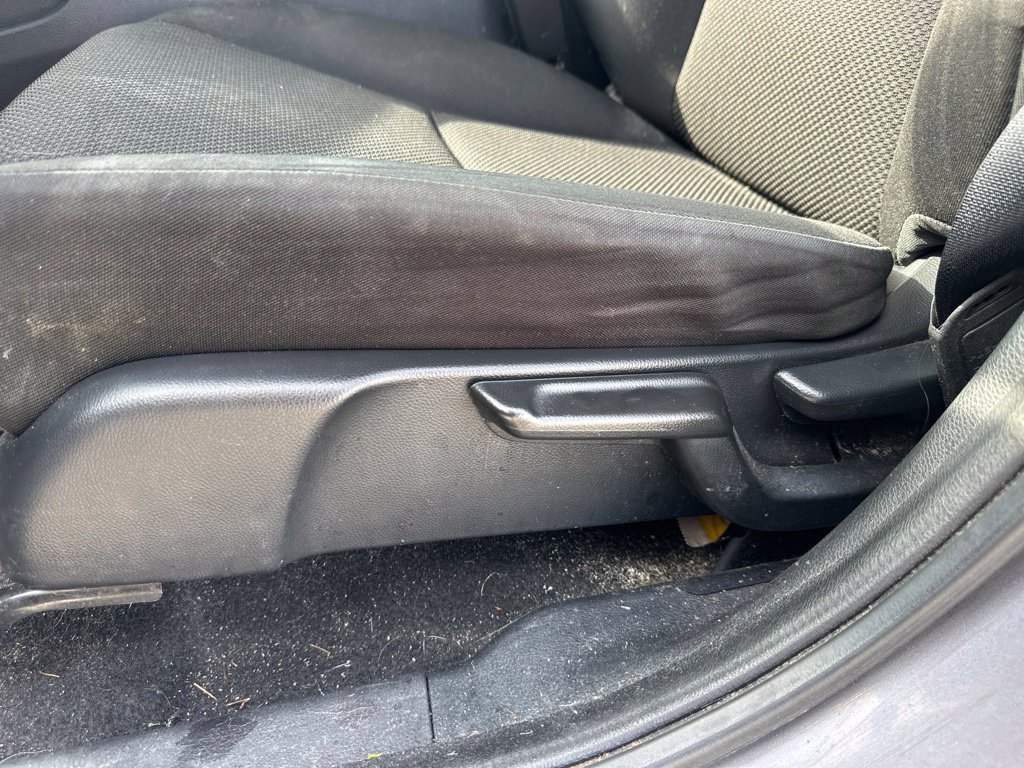 Used 2018 Honda HR-V LX image 16