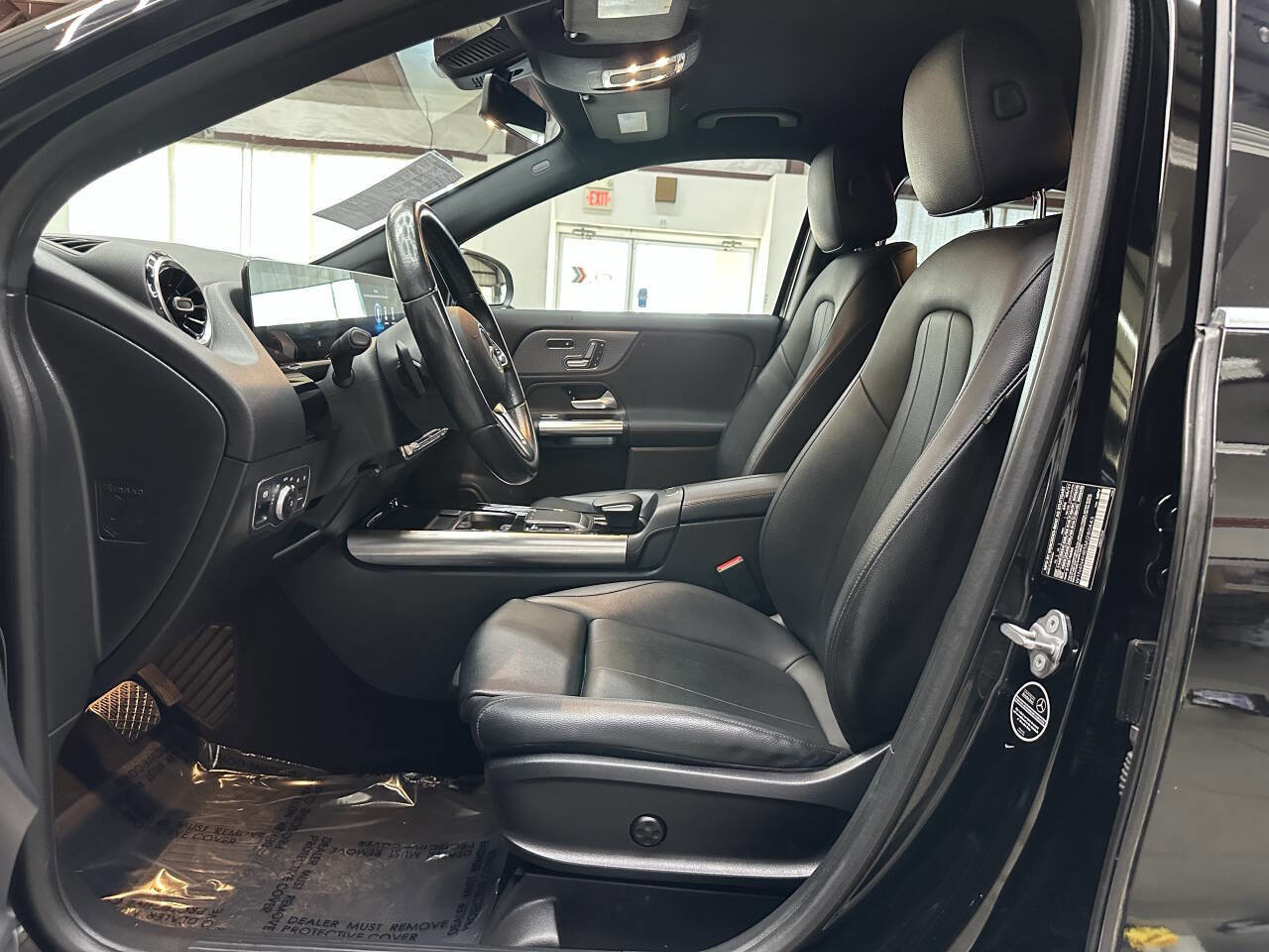 Used 2021 Mercedes-Benz GLA 250 4MATIC image 11