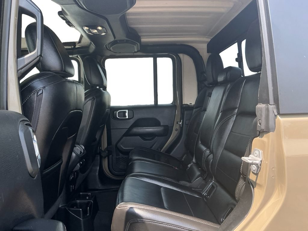 Used 2020 Jeep Gladiator Overland AWD/4WD image 21