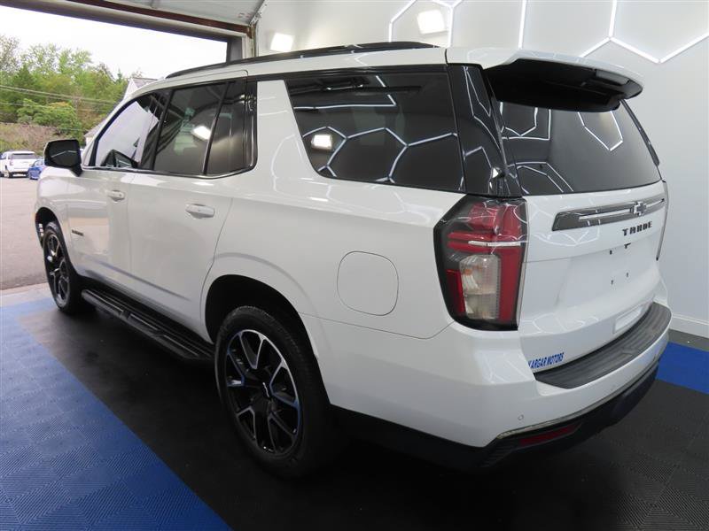 Used 2021 Chevrolet Tahoe RST w/ Luxury Package AWD/4WD image 11