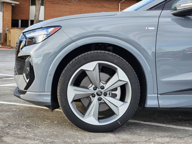 New 2026 Audi Q4 e-tron Premium Plus image 9