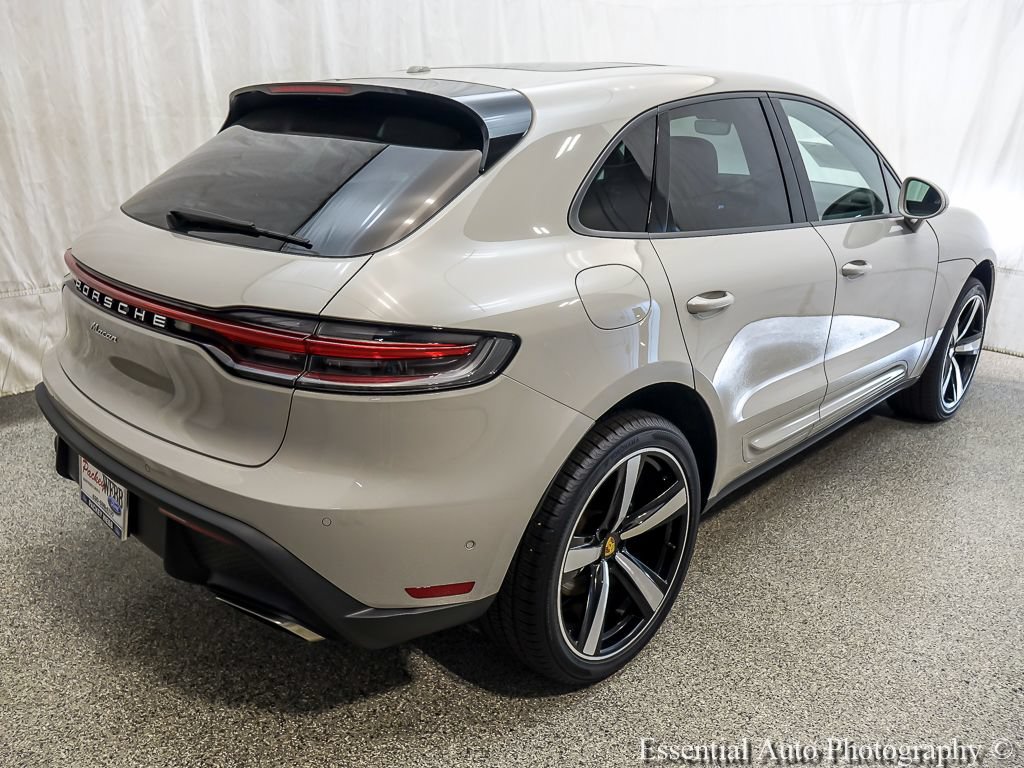Used 2023 Porsche Macan AWD/4WD image 8