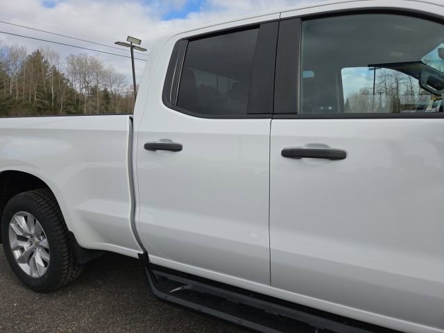 Used 2020 Chevrolet Silverado 1500 Custom w/ Custom Value Package image 28