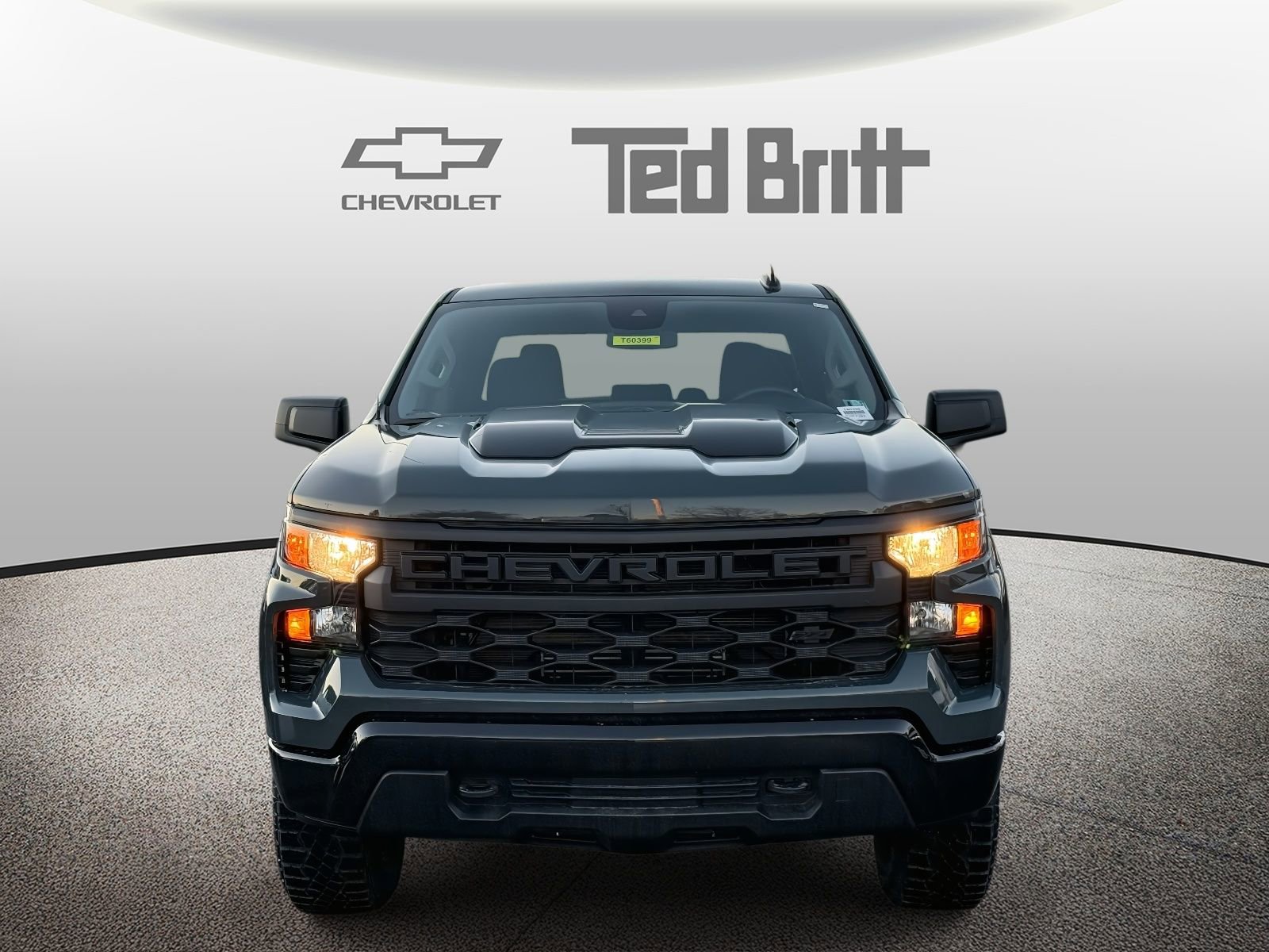 New 2026 Chevrolet Silverado 1500 Custom Trail Boss w/ Dark Appearance Package image 2