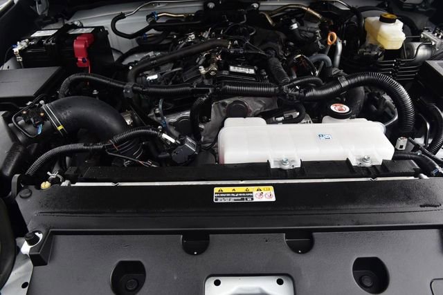 Used 2025 Toyota Tacoma SR AWD/4WD image 21