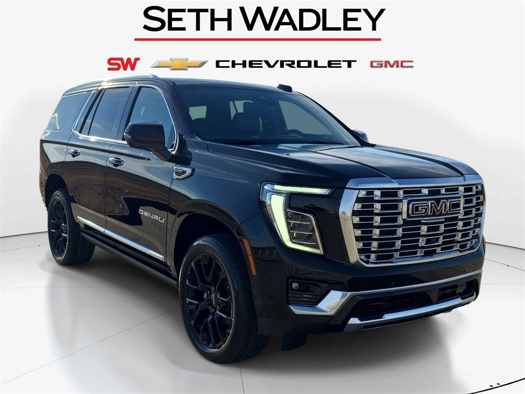 New 2026 GMC Yukon Denali w/ Sun & Power Step Package