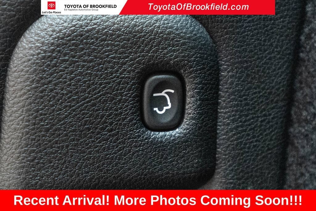 Used 2018 Dodge Durango Citadel w/ Technology Group AWD/4WD image 38