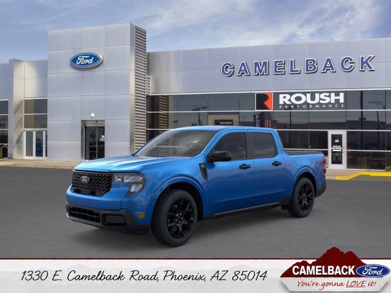 New 2025 Ford Maverick XLT w/ Black Appearance Package