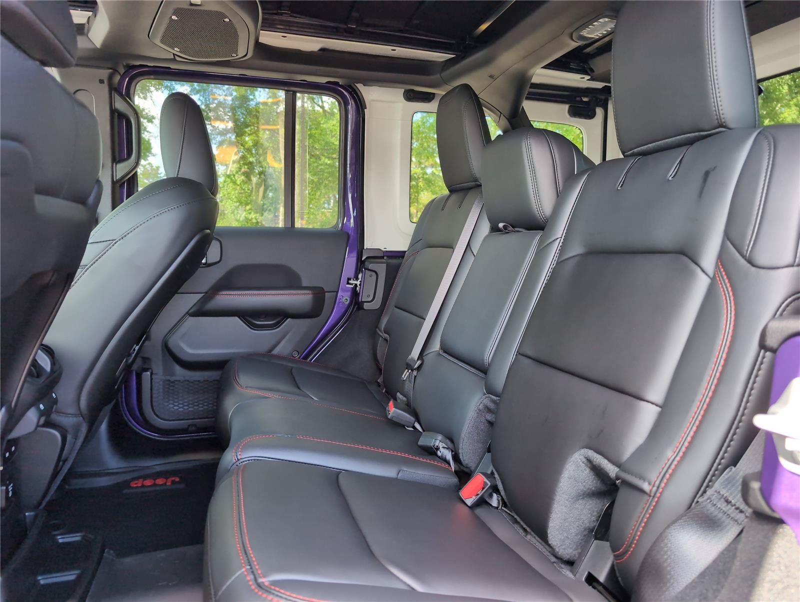 New 2026 Jeep Wrangler Unlimited Rubicon AWD/4WD image 34