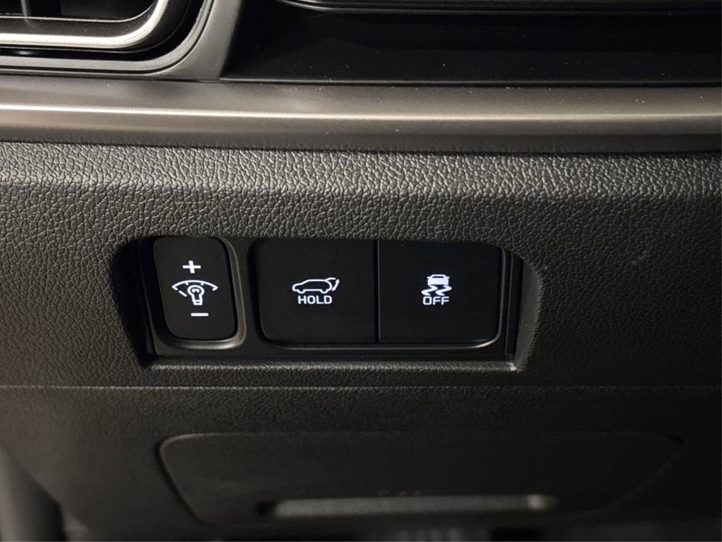 Certified 2025 Kia Sorento EX w/ Panoramic Sunroof Package image 35