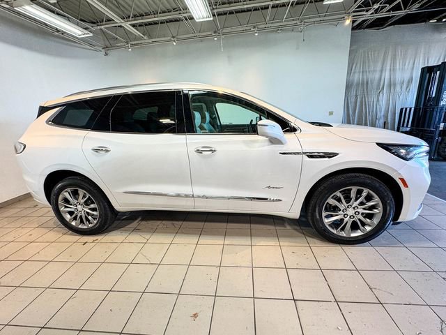 Certified 2022 Buick Enclave Avenir w/ Avenir Technology Package image 9