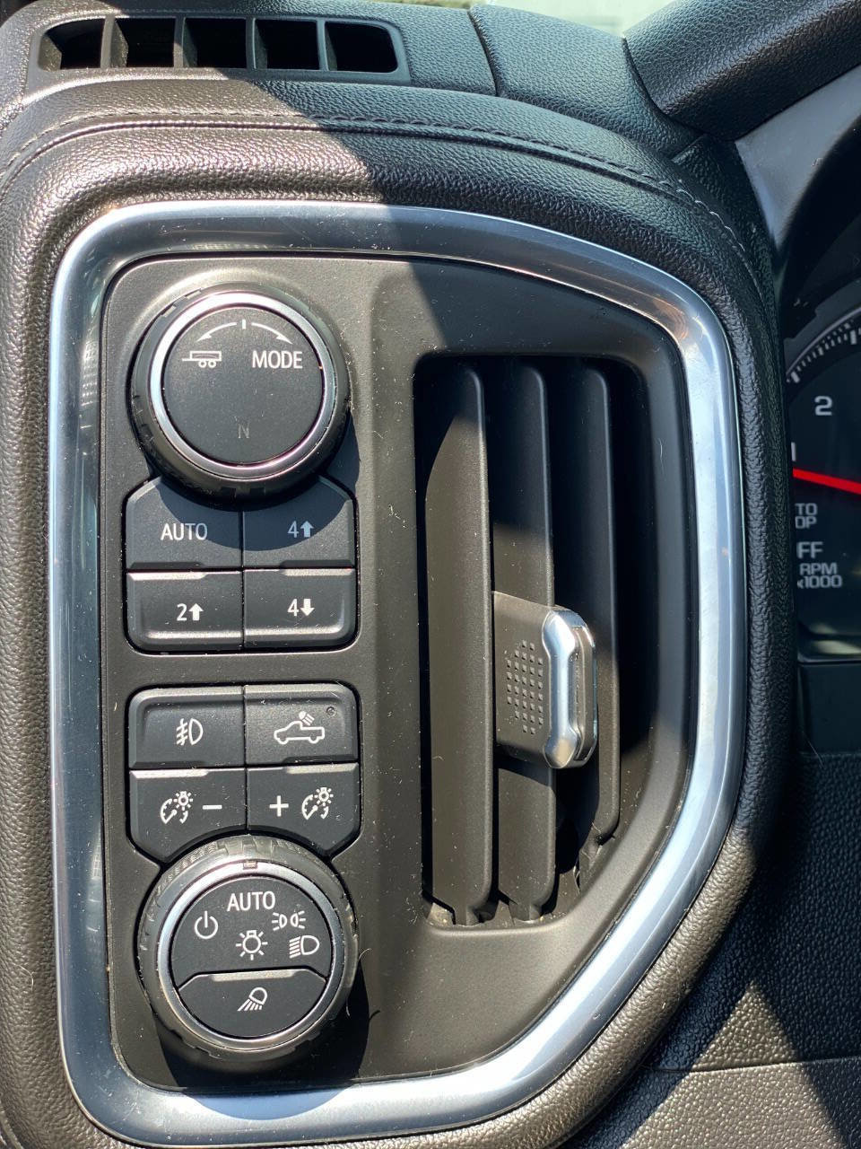 Used 2020 Chevrolet Silverado 1500 RST w/ All-Star Edition image 10