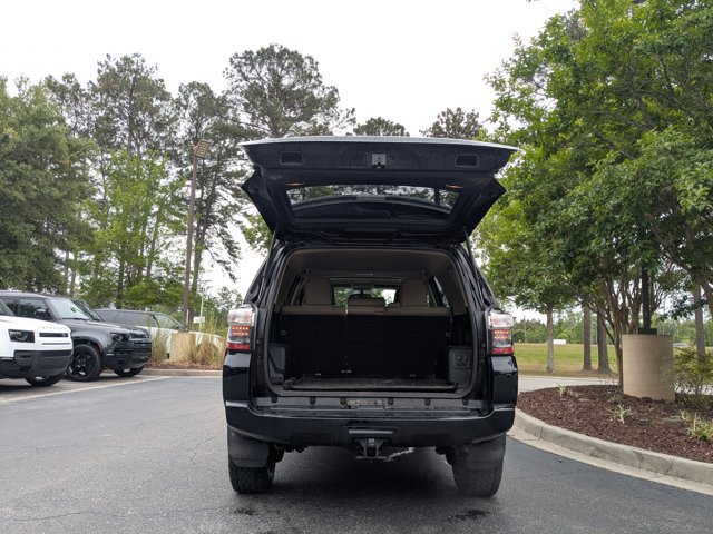 Used 2018 Toyota 4Runner SR5 Premium AWD/4WD image 7