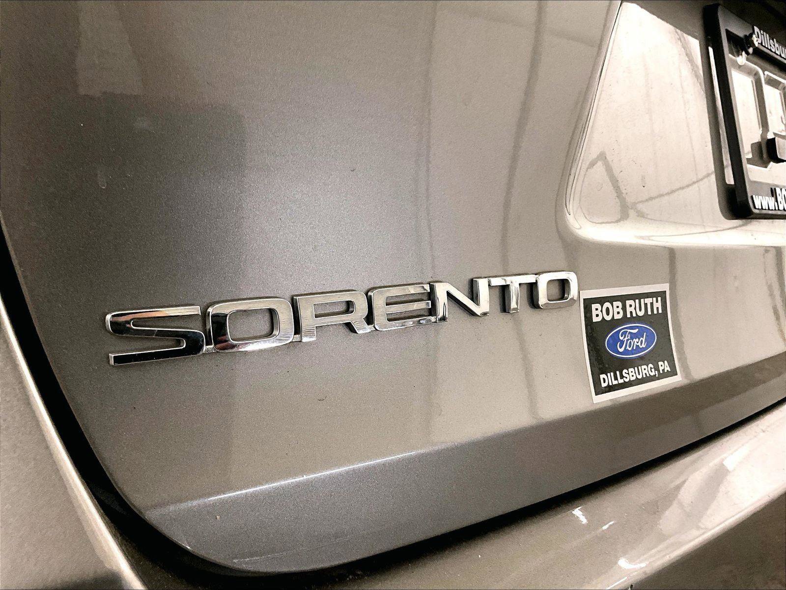 Used 2019 Kia Sorento AWD w/ LX Convenience Package image 14