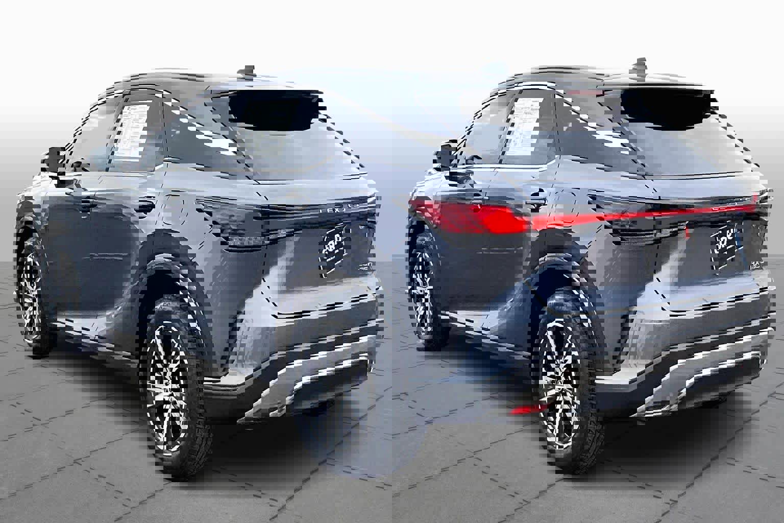 Used 2025 Lexus RX 350 Premium w/ Accessory Package (Z1) image 10