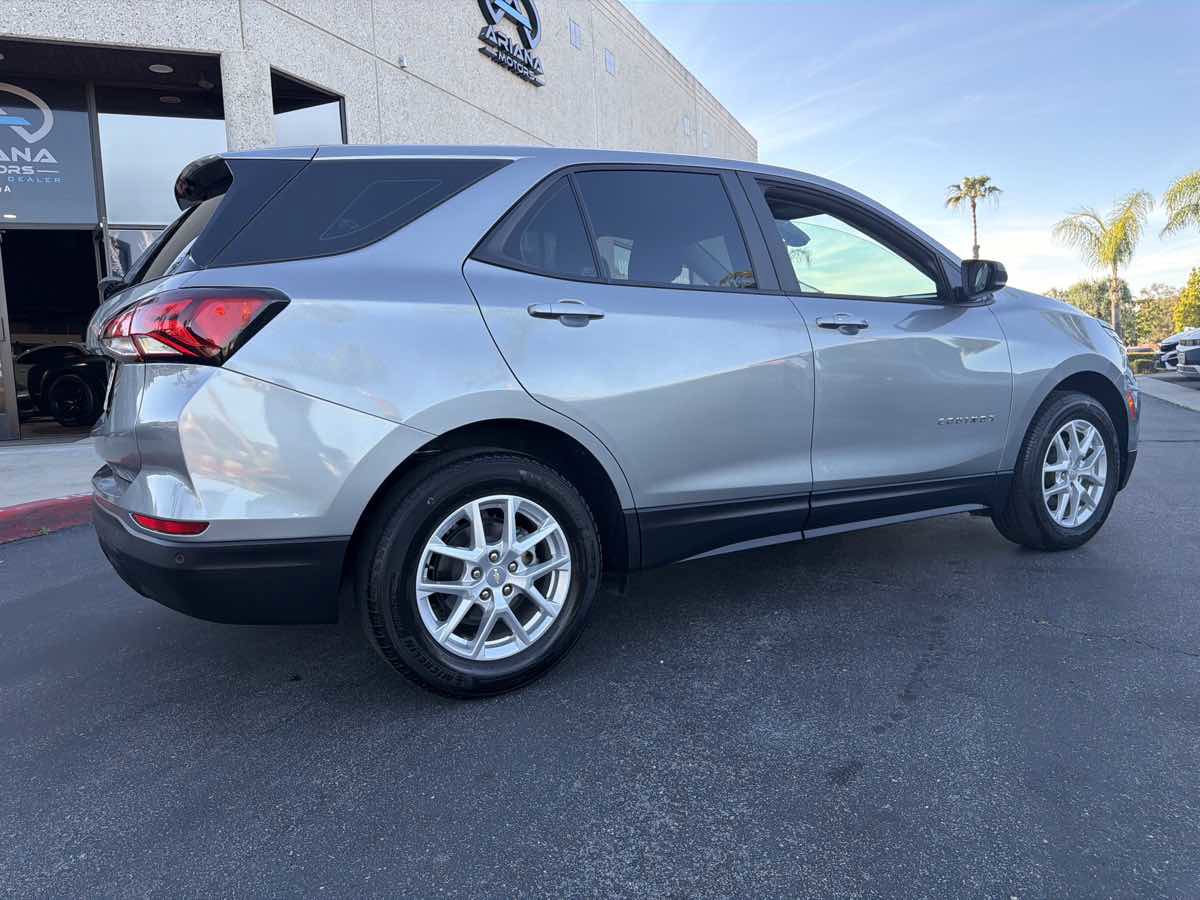 Used 2023 Chevrolet Equinox LS image 13