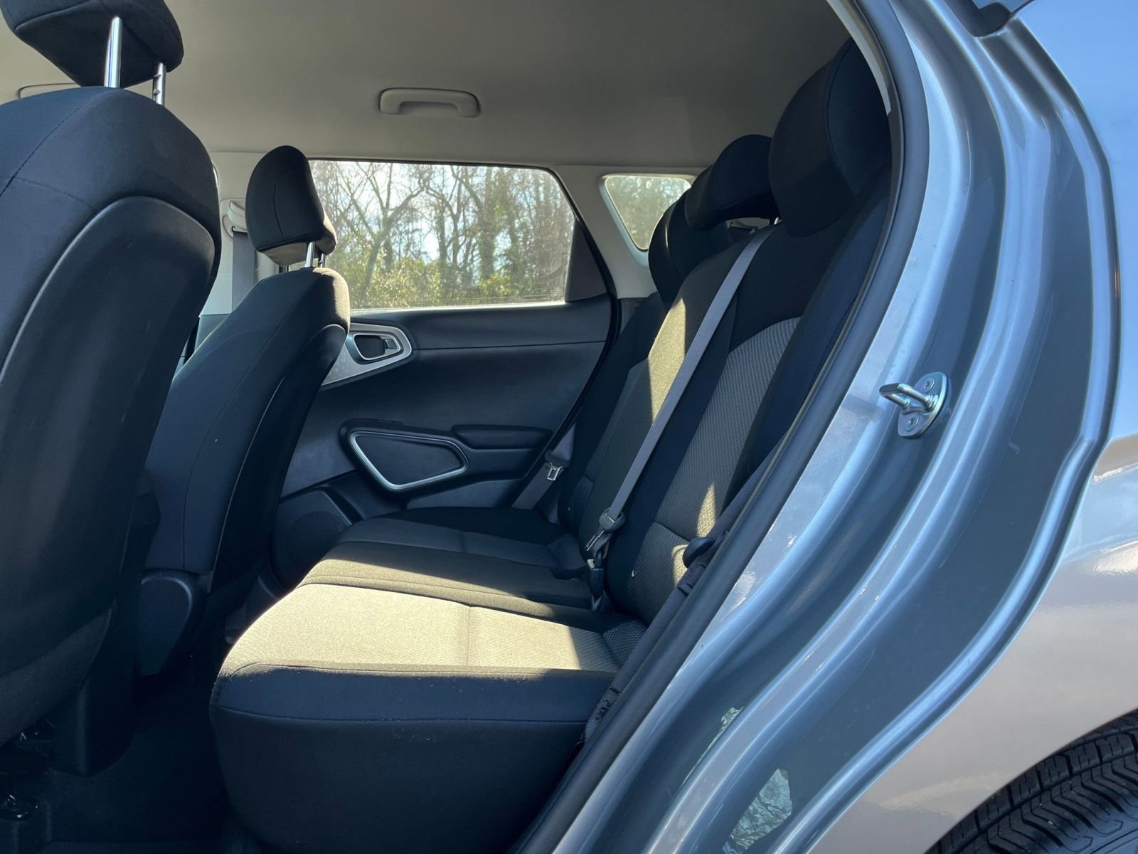 Used 2025 Kia Soul LX w/ LX Technology Package image 23