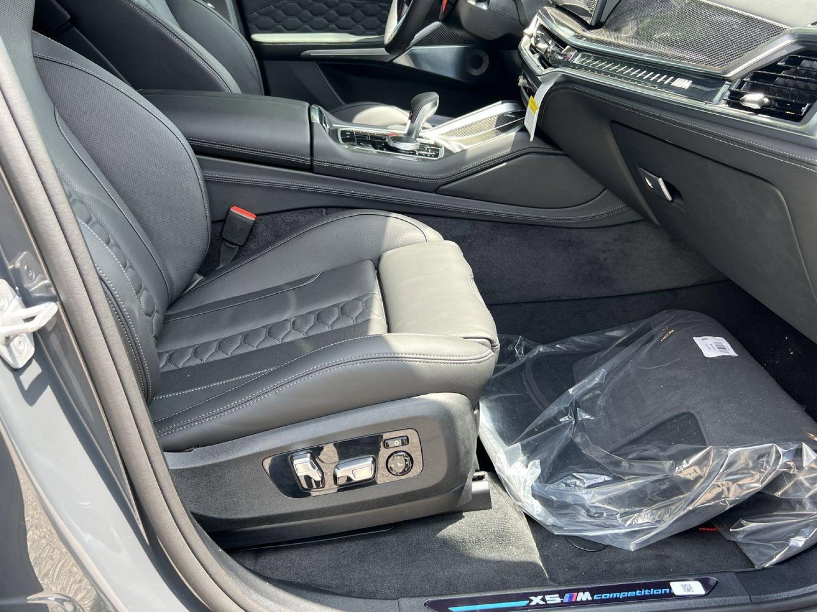 New 2026 BMW X5 M Competition w/ Executive Package image 26