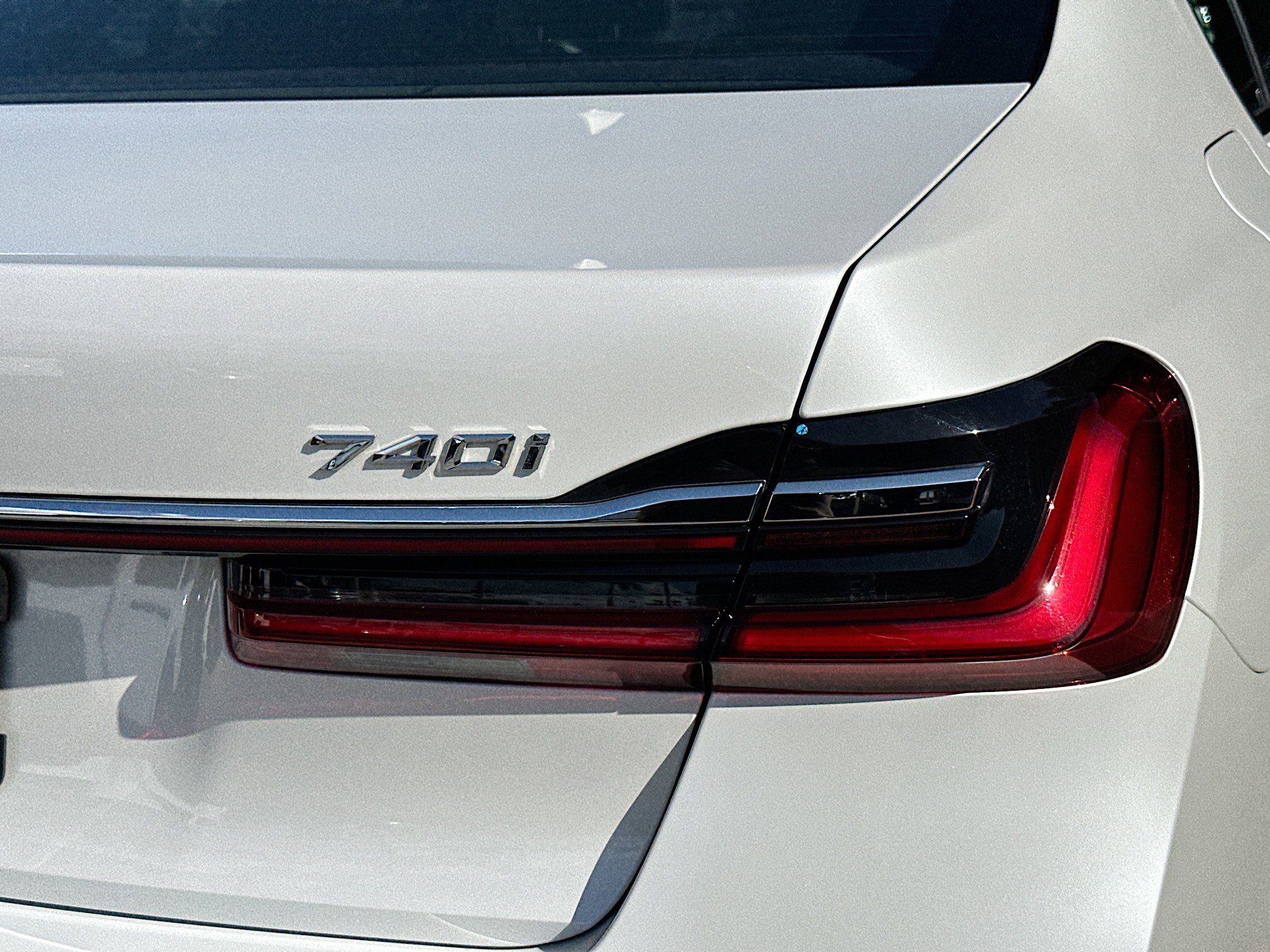 Used 2021 BMW 740i xDrive w/ M Sport Package image 33