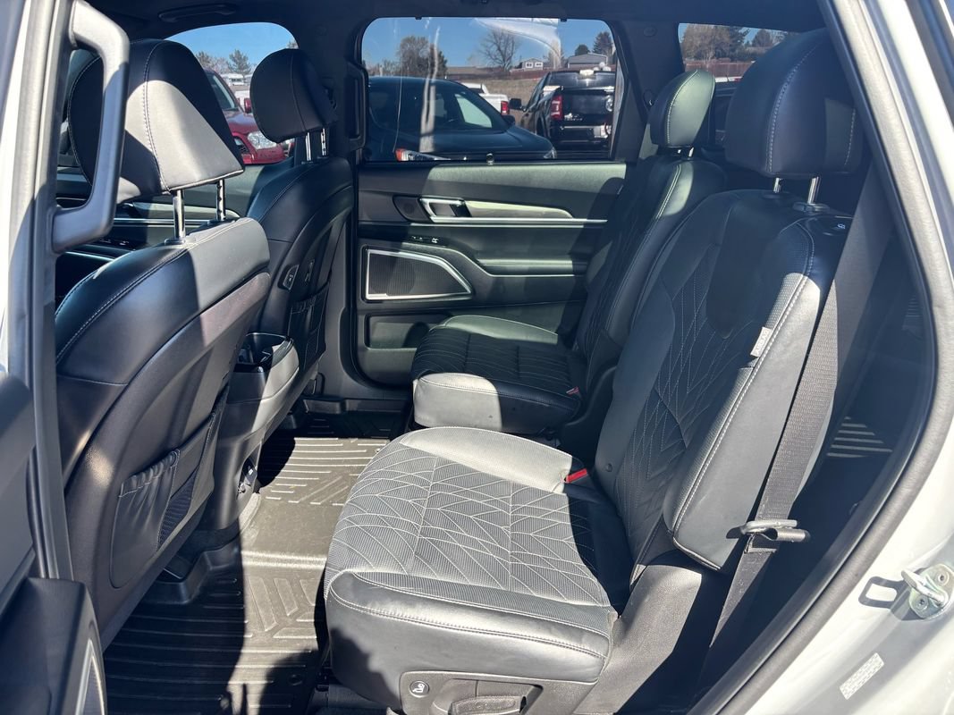 Used 2023 Kia Telluride SX Prestige X-Line AWD/4WD image 17
