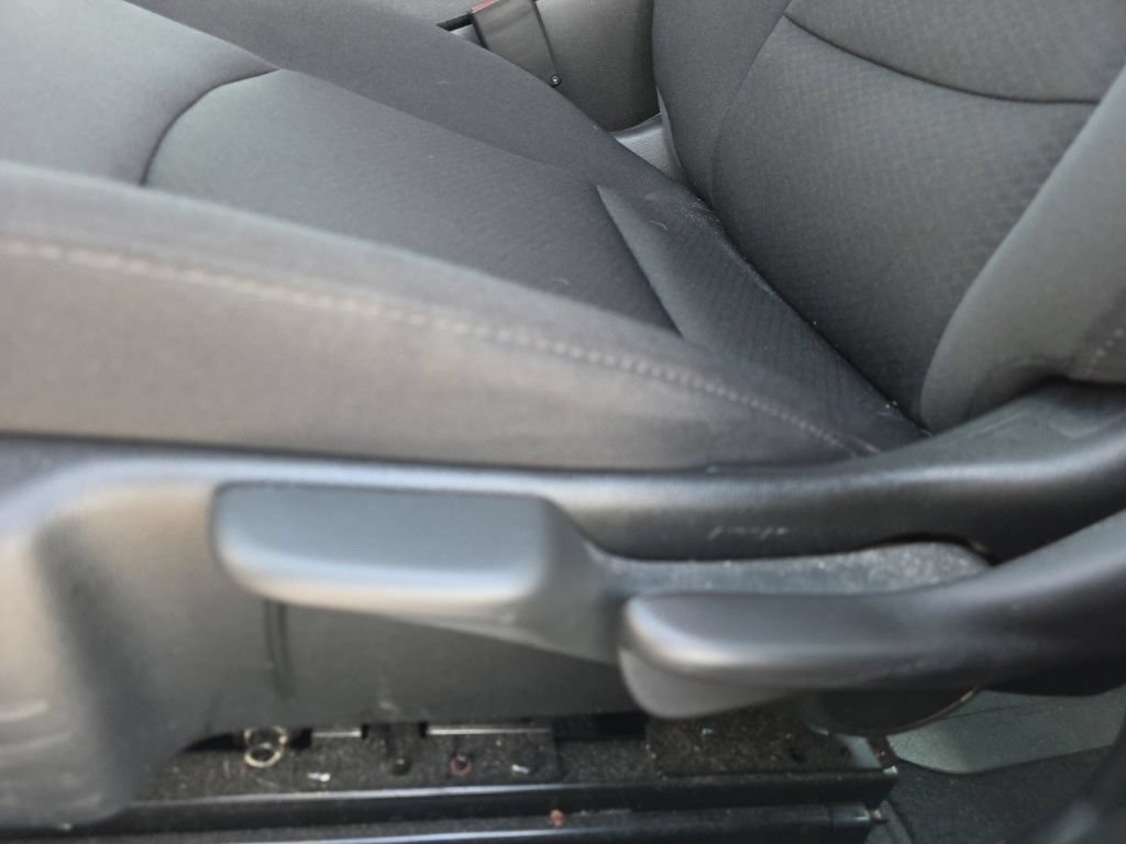 Used 2022 Chevrolet Malibu LS FWD image 12