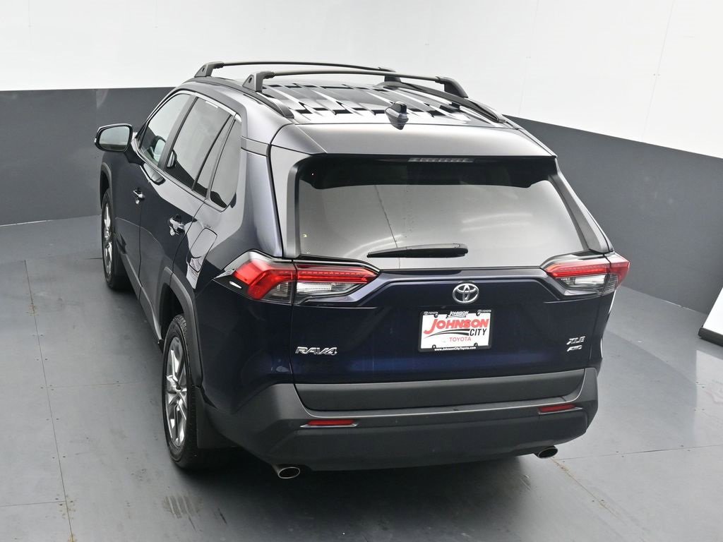 Used 2023 Toyota RAV4 XLE Premium image 30