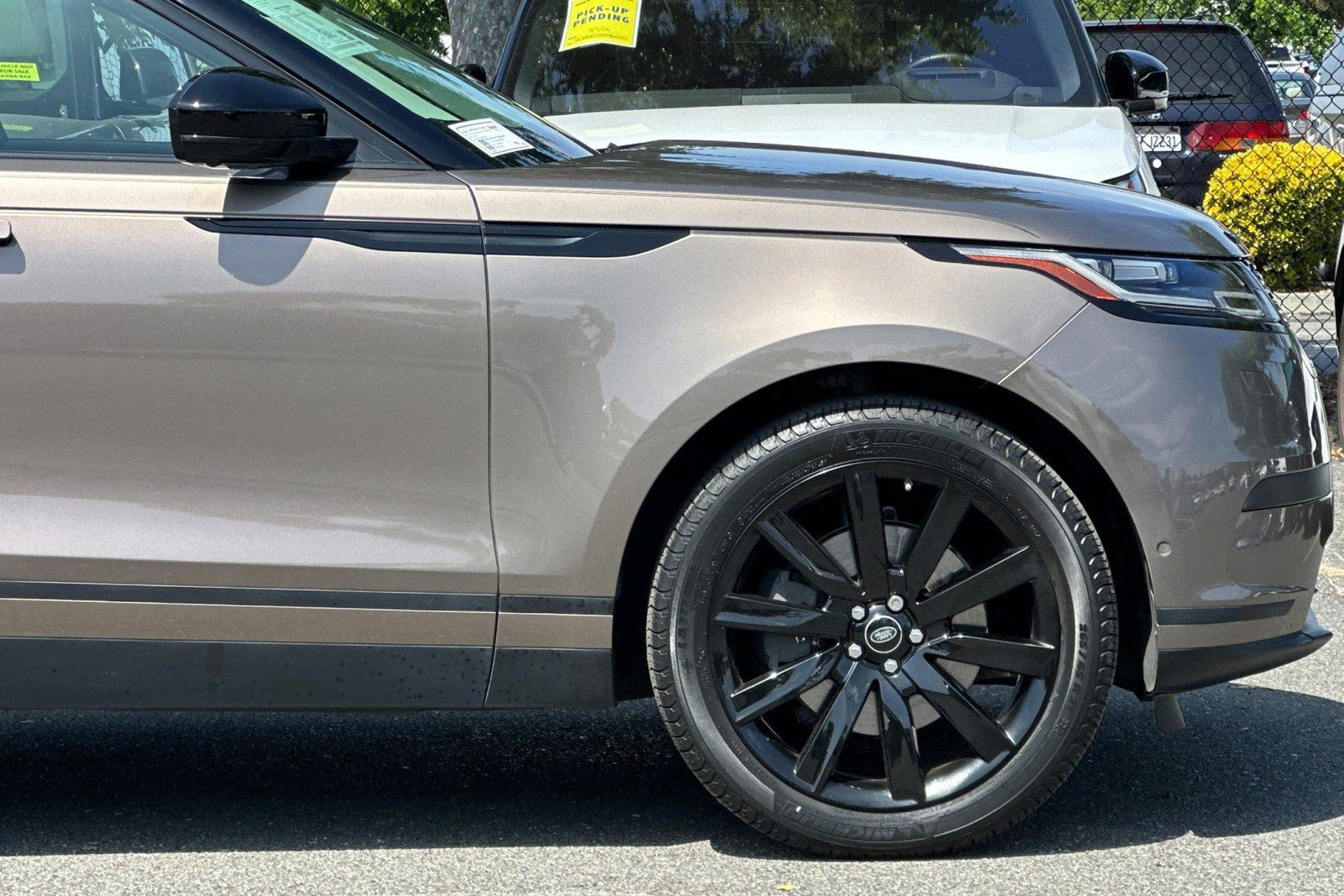 Used 2020 Land Rover Range Rover Velar S AWD/4WD image 37