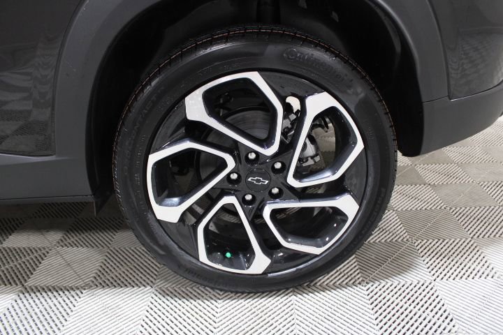 New 2026 Chevrolet Trax RS w/ Sunroof Package FWD image 42