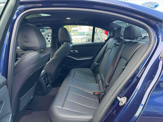 Used 2020 BMW 330i xDrive Sedan w/ Driving Assistance Package AWD/4WD image 14