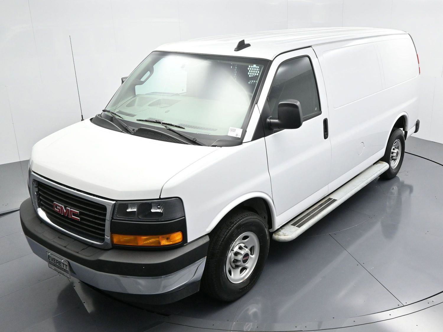 Used 2024 GMC Savana 2500 w/ Driver Convenience Package image 28
