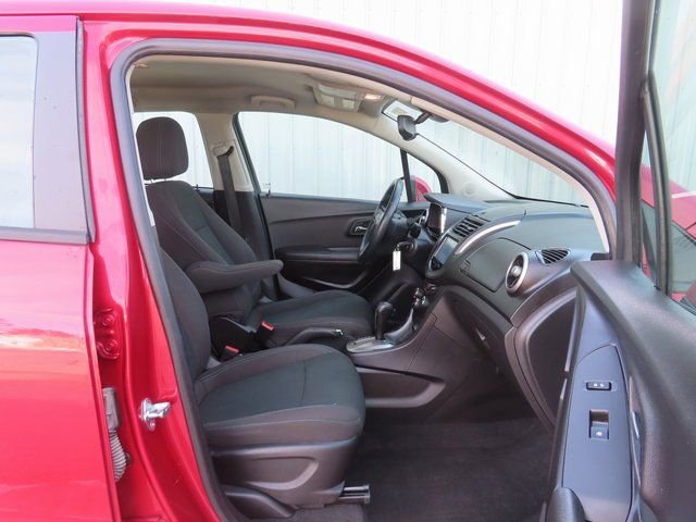 Used 2015 Chevrolet Trax LS image 22