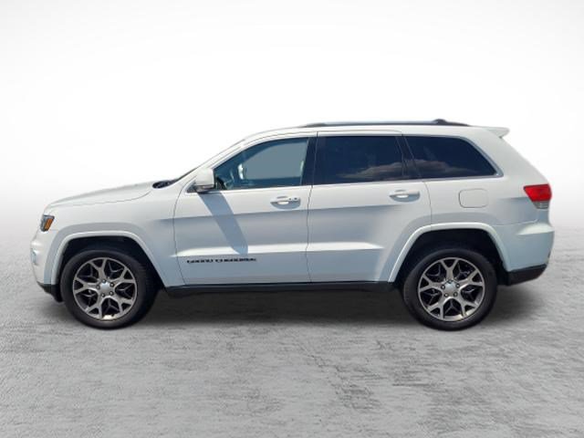 Used 2018 Jeep Grand Cherokee Limited AWD/4WD image 8