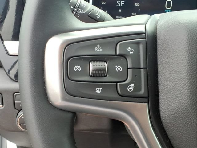 Used 2025 Chevrolet Silverado 2500 LT w/ Convenience Package AWD/4WD image 13