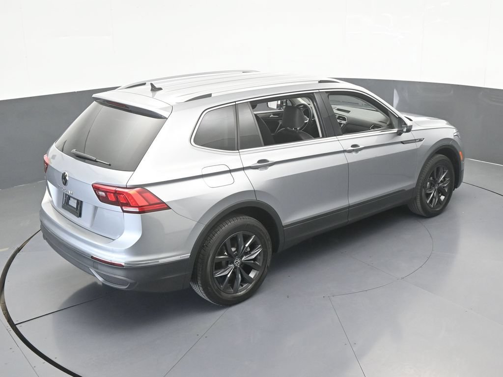 Used 2024 Volkswagen Tiguan SE FWD image 53