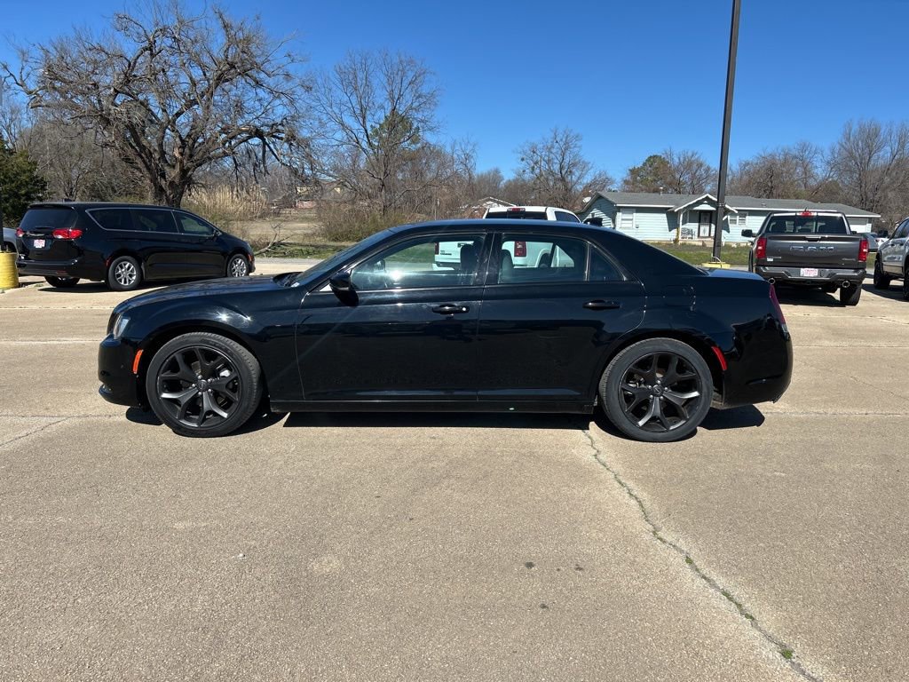 Used 2021 Chrysler 300 S image 2