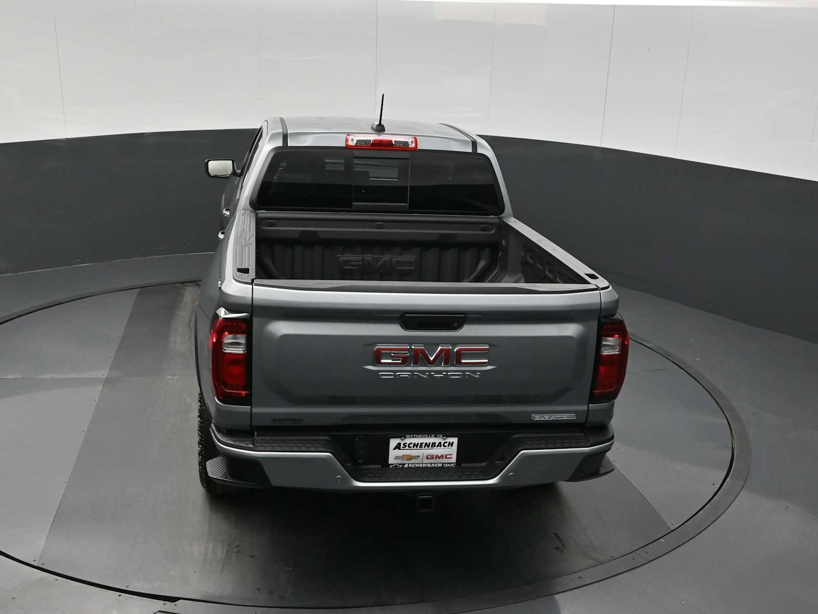 New 2026 GMC Canyon Elevation w/ Convenience Package image 16